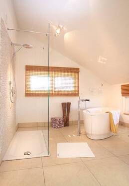 Wellness-Bad mit Flair - 