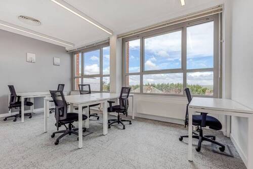 Regus Civic Building 5851 Epping UK Large Office 1 - 