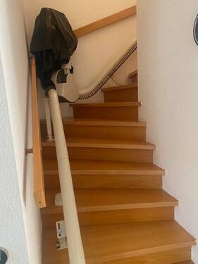 TreppenliftTreppe.jpg - 