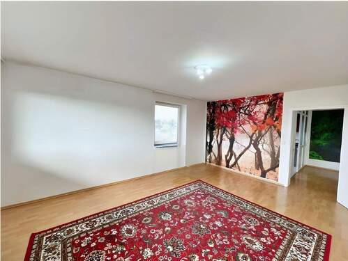 Wohnzimmer - 3 Zimmer Etagenwohnung zum Kaufen in Leonberg