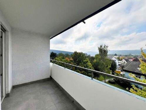 Balkon - Etagenwohnung mit 87,30 m² in Leonberg zum Kaufen