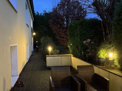 Hausrückansicht - 2 Zimmer Etagenwohnung zur Miete in Köln