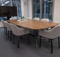 Privater Büroraum für 4 Person in Regus THE SQUAIRE Conference Center - Frankfurt am Main Flughafen