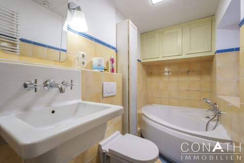 Conath-Immobilien_Harsefeld_Buxtehude_Fredenbeck -Badezimmer - Einfamilienhaus mit 137,30 m&sup2; in Steinkirchen zum Kaufen