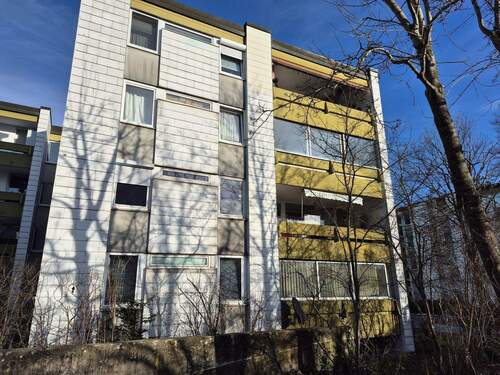 Aussen - Attraktive 4-Zimmer Wohnung mit Balkon in Neufahrn bei Freising