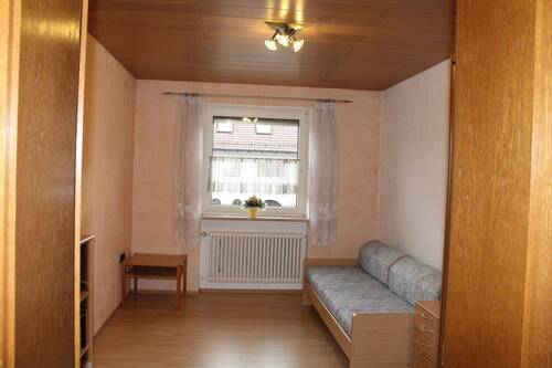 Büro / Gästezimmer OG - 