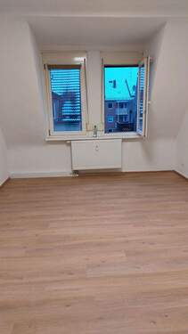 Wohnzimmer - 2 Zimmer Etagenwohnung in Nürnberg