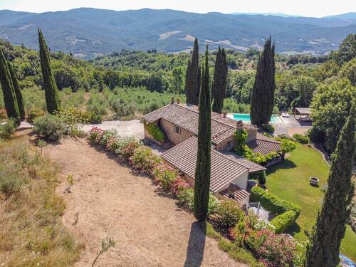 Bild 2 - 1 Zimmer Bauernhaus, Landhaus zum Kaufen in Sassa