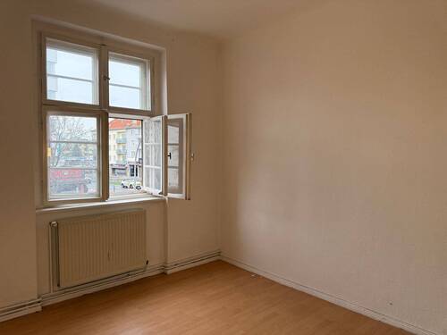 Zimmer 2 - 