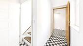 EG Treppenhaus - 5 Zimmer Mehrfamilienhaus, Wohnhaus zum Kaufen in Hagen