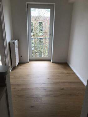 Esszimmer - 2 Zimmer Etagenwohnung zum Kaufen in Bremen