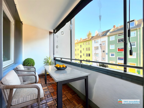 Balkon - Etagenwohnung mit 80,00 m&sup2; in Köln zum Kaufen