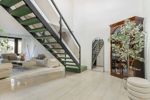 Wohnraum - 5 Zimmer Reihenendhaus zum Kaufen in Detmold