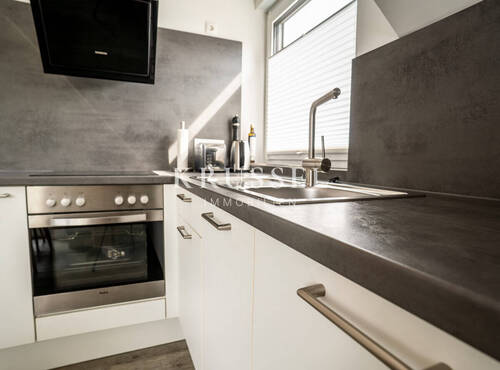 Die Einbauküche ist im Kaufpreis enthalten - 