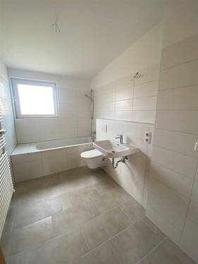 Blick ins Tageslichtbad - 