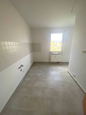 sep. Küche - Etagenwohnung mit 67,50 m&sup2; in Erfurt zur Miete