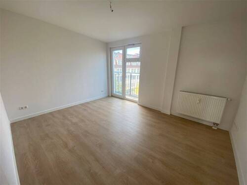 Schlafzimmer mit Balkon - 