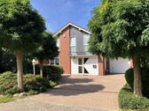 Hauseingang - 5 Zimmer Einfamilienhaus zum Kaufen in Oststeinek