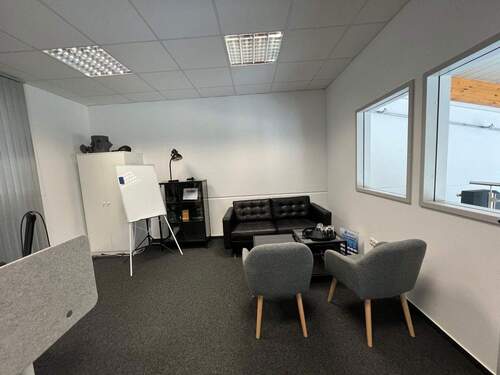 Büro 1 - 