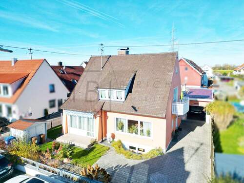 Drohnenaufnahmen - 7 Zimmer Einfamilienhaus zum Kaufen in Memmingen / Steinheim