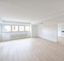 Büro in zentraler Toplage - 1.100,00 EUR Kaltmiete, ca.  90,00 m² Wohnfläche in Kronberg im Taunus (PLZ: 61476)