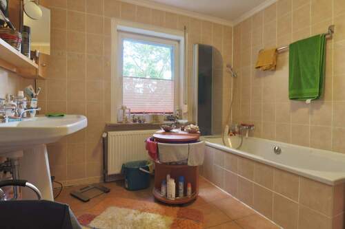 Tageslichtbad - 1. OG - 