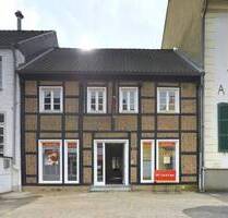 Wohnen & Arbeiten in Bergheims Fußgängerzone!