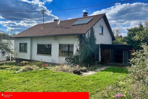 Rück-/Seitenansicht vom Garten - Großes Wohnhaus mit ELW und schönem Grundstück in Denkingen