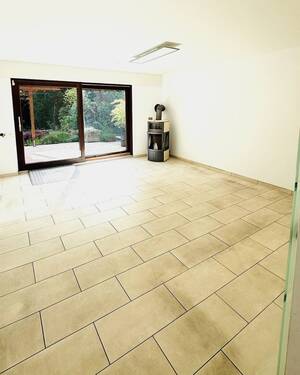 Wohn-Esszimmer mit Kamin - 