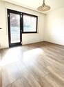 Schlafzimmer mit Balkon Obergeschoss. Bild 1 - 