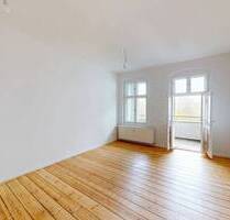 Renovierte 2-Zimmer-Altbauwohnung mit BALKON, modernem Duschbad und hochwertiger EBK - Berlin Friedrichshain