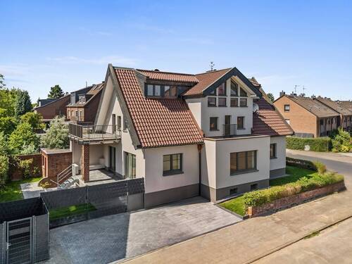 Hausansicht - 2 Zimmer Etagenwohnung in Frechen