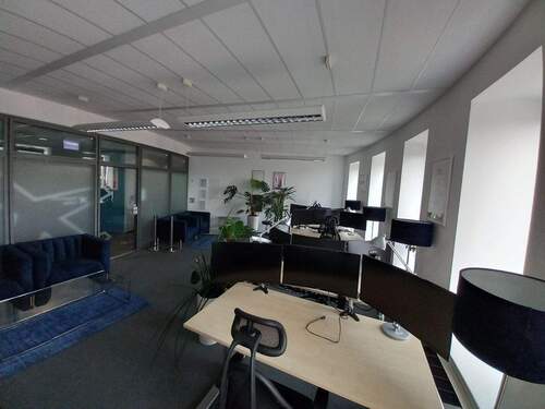 Büro mit 4 Arbeitsplätzen - Büro in Jena