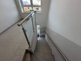 Treppenhaus mit Glasgeländer - 