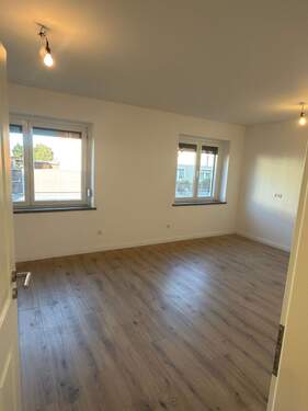 Wohn- und Esszimmer - 