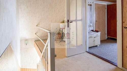 Flur/Treppe Dachgeschoss - 