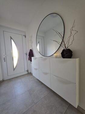 Bild 1 - Modernes Rheinmittelhaus in Top Zustand