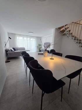 Bild 3 - 5 Zimmer Reihenmittelhaus in Laudenbach