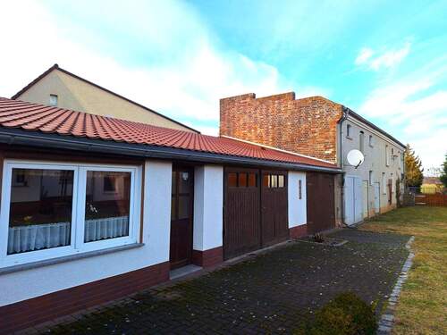 02 Nebengelass links.jpg - 6 Zimmer Einfamilienhaus zum Kaufen in Forst (Lausitz)