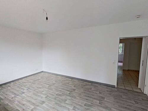 Ansicht III: Wohn- und Esszimmer - 3 Zimmer Etagenwohnung in Duisburg