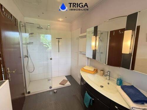Badezimmer EG Bild 1 - 