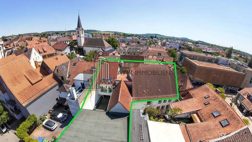 Drohnenaufnahme - 9 Zimmer Mehrfamilienhaus, Wohnhaus in Wiesloch