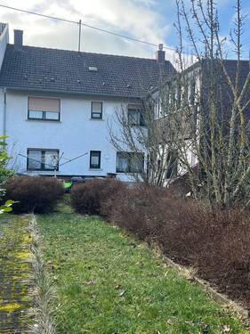 Bild 2 - 6 Zimmer Mehrfamilienhaus, Wohnhaus zum Kaufen in Püttlingen