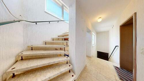 Anbau_Treppenaufgang_Kellerabgang - 