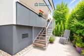 Treppe in den Garten - 