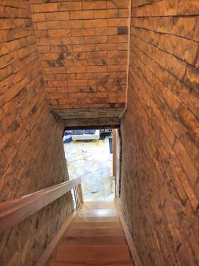 Treppe in das Erdgeschoss - 