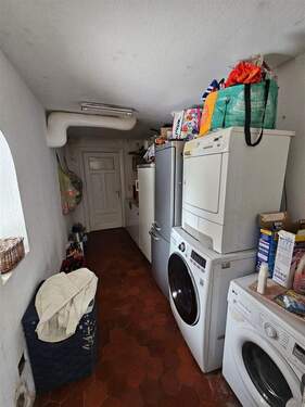 HWR mit angrenzender Speisekammer im Haupthaus - 