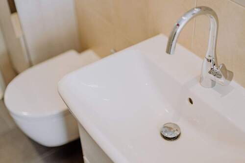 stilvolle Sanitäre Anlagen, - 