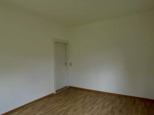 Wohnzimmer - Etagenwohnung mit 76,30 m² in Wurzbach zur Miete