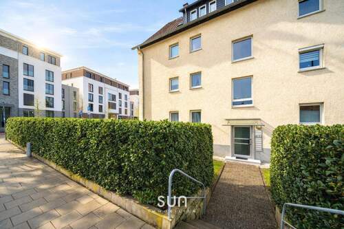 Außenansicht - MEGA MODERNISIERTE 3-ZI-ETW nahe Humboldt-Gymnasium, Innenstadt und Bahnhof!